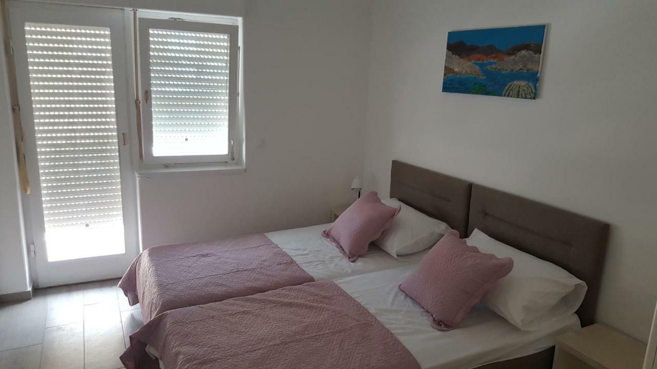 Ferienwohnung Vipava Selce Exterior foto